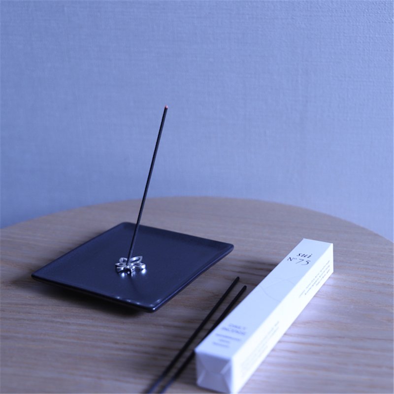 Daily Incense sui No.33