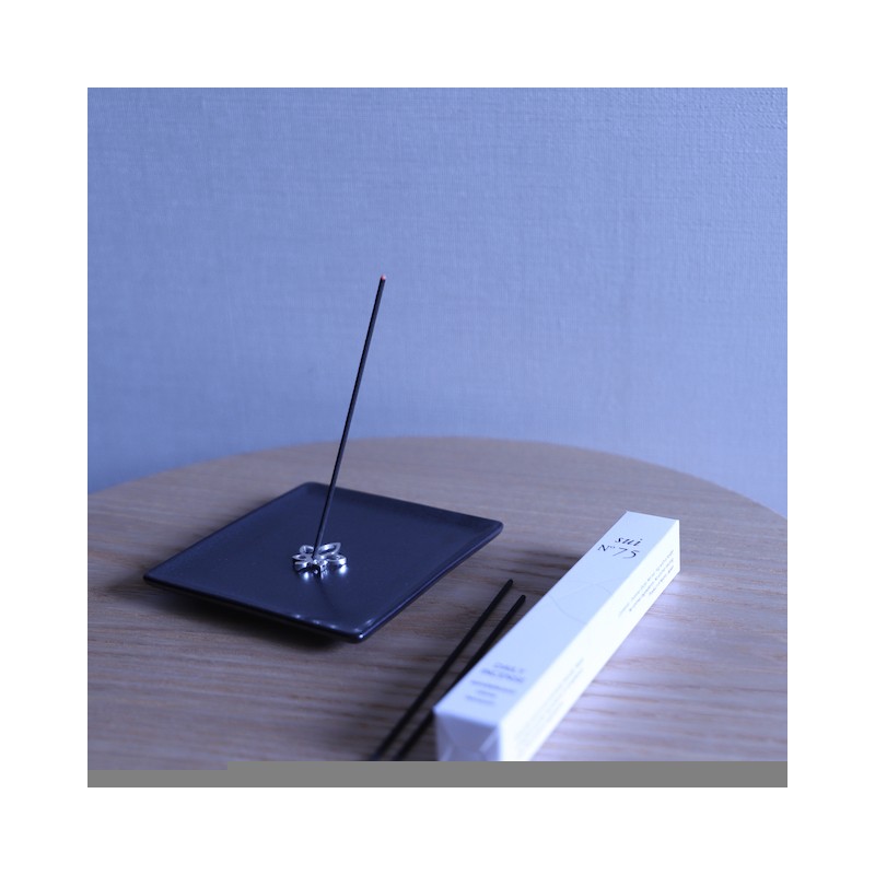 Daily Incense sui No.33